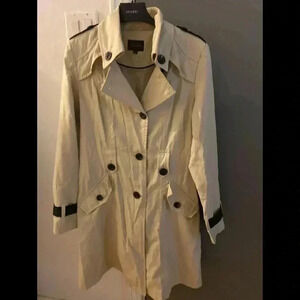 Trenchcoat